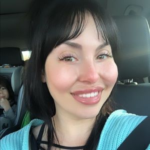 Meet your Posher, Welsy